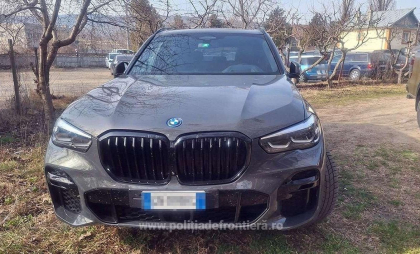 A furat un BMW în Italia și a încercat cu el să intre în România. Un moldovean, cercetat penal de vameșii români. Cu ce explicații a venit acesta A furat un BMW în Italia și a încercat cu el să intre în România. Un moldovean, cercetat penal de vameșii români. Cu ce explicații a venit acesta