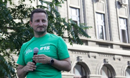 Nicu Ștefănuță anunță „dovezi” pentru amendarea TikTok în cazul campaniilor pentru Călin Georgescu Nicu Ștefănuță anunță „dovezi” pentru amendarea TikTok în cazul campaniilor pentru Călin Georgescu