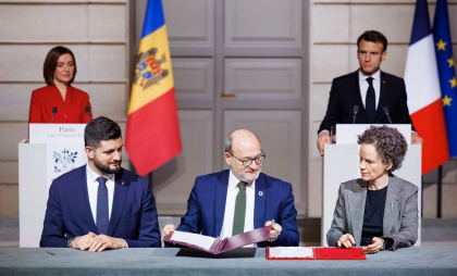 Un Acord de finanțare de 30 de milioane de euro - semnat la Paris de ministrul Energiei și directorul General al Agenției Franceze de Dezvoltare Un Acord de finanțare de 30 de milioane de euro - semnat la Paris de ministrul Energiei și directorul General al Agenției Franceze de Dezvoltare