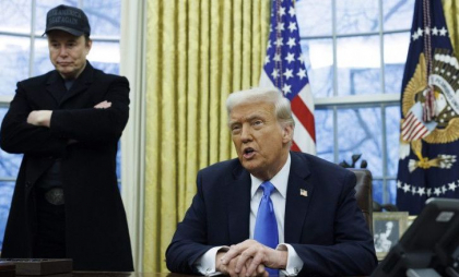 Averea lui Donald Trump a scăzut odată cu prăbușirea acțiunilor Trump Media. Elon Musk a pierdut și el 22,8 miliarde de dolari Averea lui Donald Trump a scăzut odată cu prăbușirea acțiunilor Trump Media. Elon Musk a pierdut și el 22,8 miliarde de dolari