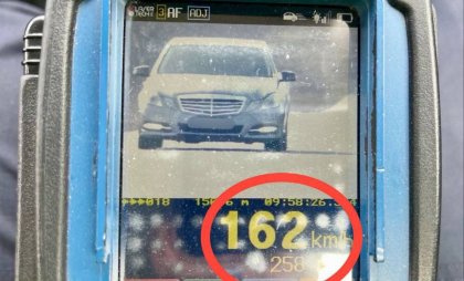 Din șofer, în pieton. Un vitemozan din Cahul ar putea rămâne fără permis pe o perioadă de timp, după ce a fost prins că gonea cu peste 160 de km/h 