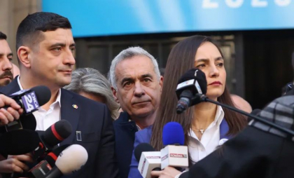  George Simion și Anamaria Gavrilă vor candida la alegerile prezidențiale din România. După validarea candidaturilor, unul dintre ei se va retrage. Anunțul făcut de cei doi după întâlnirea cu Georgescu – VIDEO