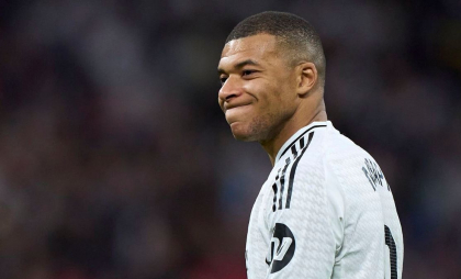 Mbappe s-a antrenat separat înainte de returul cu Atletico! Motivul din spatele absenței sale
Mbappe s-a antrenat separat înainte de returul cu Atletico! Motivul din spatele absenței sale