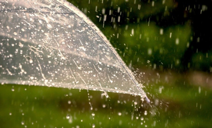 Va ploua în nordul țării, iar temperaturile vor ajunge până la 23 de grade Celsius. Cum va fi vremea astăzi, dar și în următoarele zile
