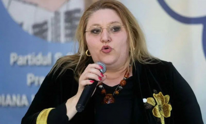 BEC a respins candidatura Dianei Șoșoacă la alegerile prezidențiale din România. Elena Lasconi și George Simion, Cristian Terheș și Lavinia Șandru au fost validați. Ana Maria Gavrilă își depune în continuare candidatura
BEC a respins candidatura Dianei Șoșoacă la alegerile prezidențiale din România. Elena Lasconi și George Simion, Cristian Terheș și Lavinia Șandru au fost validați. Ana Maria Gavrilă își depune în continuare candidatura