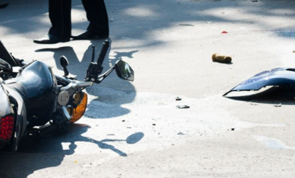 Accident tragic la Șoldănești. Un motociclist a murit, după ce s-a lovit de un camion. Detaliile poliției