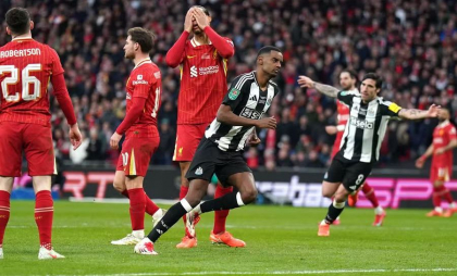 EFL Cup: Newcastle face surpriza cu Liverpool și câștigă primul trofeu după 70 de ani EFL Cup: Newcastle face surpriza cu Liverpool și câștigă primul trofeu după 70 de ani