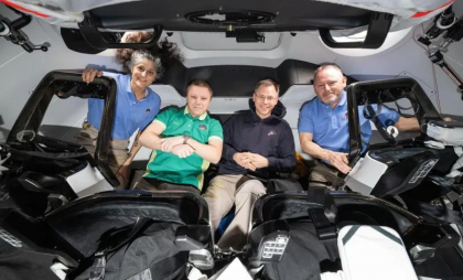 Cei doi astronauți care au stat 286 de zile pe Stația Spațială Internațională sunt în drum către Terra. Misiunea lor ar fi trebuit să dureze de 30 de ori mai puțin - VIDEO