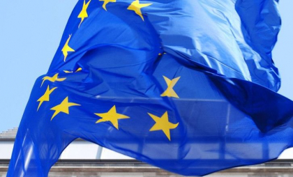 Uniunea Europeană îi cere Israelului să oprească atacurile asupra Fâşiei Gaza Uniunea Europeană îi cere Israelului să oprească atacurile asupra Fâşiei Gaza