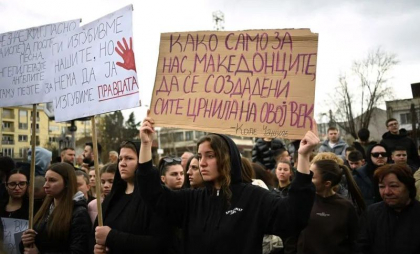 Macedonia de Nord: Mii de oameni au denunțat în stradă corupția generalizată, după incendiul dintr-un club soldat cu zeci de morți - VIDEO Macedonia de Nord: Mii de oameni au denunțat în stradă corupția generalizată, după incendiul dintr-un club soldat cu zeci de morți - VIDEO