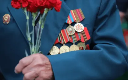 Veteranii celui de-al Doilea Război Mondial vor primi în acest an un ajutor de 30.000 de lei. Anunțul făcut de premierul Dorin Recean 
