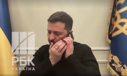 Cum a reacționat Zelenski atunci când Macron l-a sunat în timp ce dădea un interviu. Momentul a fost filmat - VIDEO
Cum a reacționat Zelenski atunci când Macron l-a sunat în timp ce dădea un interviu. Momentul a fost filmat - VIDEO