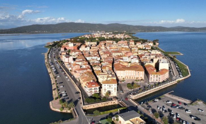 Un oraș din Toscana vrea să declare stare de urgență din cauza țânțarilor: Suntem izolați în case așa cum am fost în pandemie Un oraș din Toscana vrea să declare stare de urgență din cauza țânțarilor: Suntem izolați în case așa cum am fost în pandemie