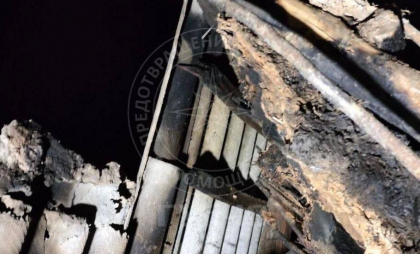 Două incendindii în stânga Nistrului din cauza încălcării regulilor de exploatare a sobei. Cum s-a întâmplat totul - FOTO Două incendindii în stânga Nistrului din cauza încălcării regulilor de exploatare a sobei. Cum s-a întâmplat totul - FOTO
