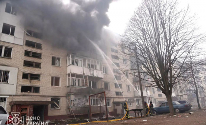 Negocieri nesfârșite pentru pace la Riad, bombe în Ucraina: „Totul decurge conform scenariului rusesc”. Azi e așteptată o declarație comună Rusia – SUA