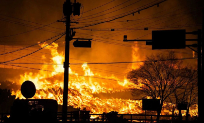 Dezastru provocat de incendiile de vegetație în Coreea de Sud: 18 morți și zeci de mii de persoane evacuate. Un elicopter folosit pentru stingerea focului s-a prăbușit - VIDEO Dezastru provocat de incendiile de vegetație în Coreea de Sud: 18 morți și zeci de mii de persoane evacuate. Un elicopter folosit pentru stingerea focului s-a prăbușit - VIDEO