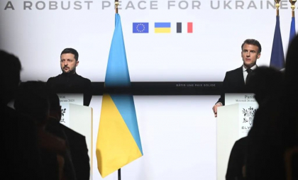 Summit major la Paris pentru securitatea Ucrainei. Liderii UE iau în calcul o forță de reasigurare pentru susținerea Kievului. Macron sugerează că militarii vor putea „răspunde” dacă sunt atacați de Rusia