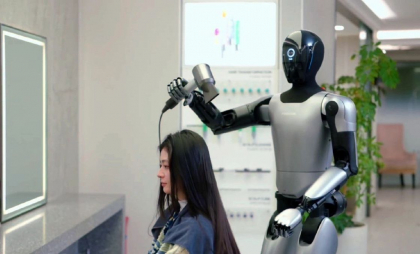 Robotul umanoid care spală, gătește, tunde și servește în hoteluri. Ce va face în premieră mondială chinezăria - VIDEO Robotul umanoid care spală, gătește, tunde și servește în hoteluri. Ce va face în premieră mondială chinezăria - VIDEO
