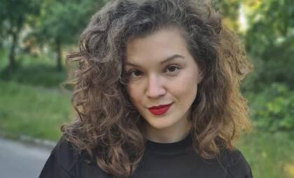 O femeie a fost trasă de păr și insultată, din cauza muzicii rusești: „Eram în cafenea și le-am cerut unor doamne să nu mai asculte” - VIDEO O femeie a fost trasă de păr și insultată, din cauza muzicii rusești: „Eram în cafenea și le-am cerut unor doamne să nu mai asculte” - VIDEO