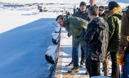 Replică acidă din Danemarca după vizita lui JD Vance la singurul avanpost al apărării antirachetă americane din Groenlanda - FOTO Replică acidă din Danemarca după vizita lui JD Vance la singurul avanpost al apărării antirachetă americane din Groenlanda - FOTO