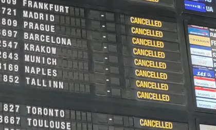 Belgia, paralizată de o grevă de amploare. Niciun zbor pe aeroporturile Bruxelles și Charleroi, transportul public și feroviar, paralizat. Studenții s-au alăturat manifestațiilor
Belgia, paralizată de o grevă de amploare. Niciun zbor pe aeroporturile Bruxelles și Charleroi, transportul public și feroviar, paralizat. Studenții s-au alăturat manifestațiilor