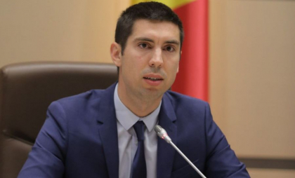 Un automobil, un apartament de 65 de metri pătați și salariu de peste jumătate de milion de lei. Ce alte bunuri și venituri a indicat ministrul afacerilor externe în declarația sa de avere pentru anul 2024 / DOC Un automobil, un apartament de 65 de metri pătați și salariu de peste jumătate de milion de lei. Ce alte bunuri și venituri a indicat ministrul afacerilor externe în declarația sa de avere pentru anul 2024 / DOC