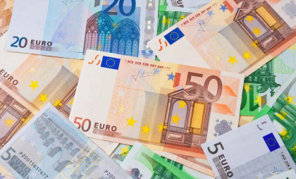 Un oraș din America oferă oamenilor 50.000 de dolari pentru a-și cumpăra o casă și a se muta acolo
Un oraș din America oferă oamenilor 50.000 de dolari pentru a-și cumpăra o casă și a se muta acolo