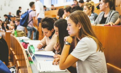 Șase universități din țară vor fi renovate. MEC va aloca pentru aceste lucrări circa 17 milioane de lei Șase universități din țară vor fi renovate. MEC va aloca pentru aceste lucrări circa 17 milioane de lei