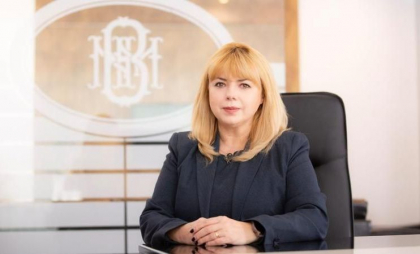 Salariu de peste 200 de mii de lei pe lună, o casă și zece apartamente. Ce alte bunuri și venituri a indicat guvernatorul Băncii Naționale, Anca Dragu în declarația sa de avere pentru anul 2024 / DOC Salariu de peste 200 de mii de lei pe lună, o casă și zece apartamente. Ce alte bunuri și venituri a indicat guvernatorul Băncii Naționale, Anca Dragu în declarația sa de avere pentru anul 2024 / DOC