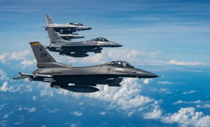 20 de avioane de luptă F-16, vândute de americani „partenerului strategic” care anticipează un război regional declanșat de China