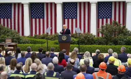 Trump a lovit cu cea mai mare taxă vamală din lume una dintre cele mai sărace țări de pe planetă. Chiar el spunea că „nimeni nu a auzit vreodată” de acest stat Trump a lovit cu cea mai mare taxă vamală din lume una dintre cele mai sărace țări de pe planetă. Chiar el spunea că „nimeni nu a auzit vreodată” de acest stat