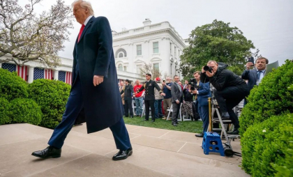 Când vor intra în vigoare noile taxe vamale impuse de Trump. Precizările Casei Albe Când vor intra în vigoare noile taxe vamale impuse de Trump. Precizările Casei Albe