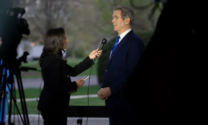 „Relaxați-vă și încasați lovitura”. Avertismentul transmis de un înalt oficial american, la scurt timp după anunțul lui Trump privind tarifele „Relaxați-vă și încasați lovitura”. Avertismentul transmis de un înalt oficial american, la scurt timp după anunțul lui Trump privind tarifele