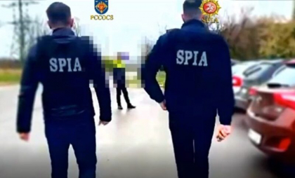 „- Da tu îi zici din numele meu și gata, atâta-i tot”. Un angajat al IP Cantemir - cercetat penal, după ce a luat 5 mii de lei de la o persoană pentru a o ajuta să se angajeze în cadrul MAI - VIDEO „- Da tu îi zici din numele meu și gata, atâta-i tot”. Un angajat al IP Cantemir - cercetat penal, după ce a luat 5 mii de lei de la o persoană pentru a o ajuta să se angajeze în cadrul MAI - VIDEO