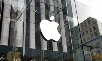 Piețele tremură din cauza tarifelor lui Trump. Cei 7 magnifici tech au pierdut 1 trilion de dolari într-o singură zi la burse