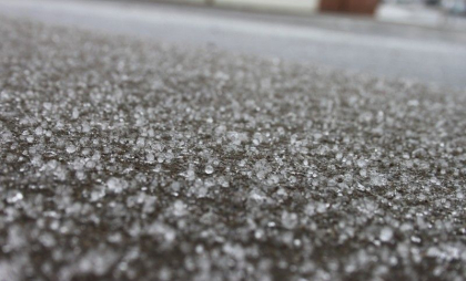 Lapoviță în nordul țării și maxime de până la 8 grade. Cum va fi vremea astăzi, dar și în următoarele zile. Prognoza meteo