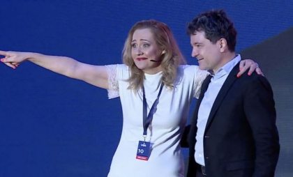 Lasconi, atac la Nicușor Dan pe teme de familie: Nu-i spune copilului „Te iubesc”. Ascensiunea Elenei Lasconi în politica mare a început printr-un scandal cu fiica sa
Lasconi, atac la Nicușor Dan pe teme de familie: Nu-i spune copilului „Te iubesc”. Ascensiunea Elenei Lasconi în politica mare a început printr-un scandal cu fiica sa
