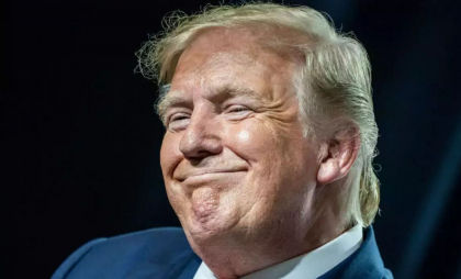 Trump se laudă că liderii lumii sunt disperaţi să scape de tarife: "Mă sună, mă pupă-n f***. Vă rog, vă implor"