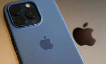 Prețul pentru telefoanele iPhone s-ar putea tripla la 3.500 de dolari dacă sunt fabricate în SUA