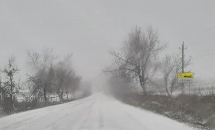 Ninge la Soroca, Briceni, Edineț și Șoldănești. ASD anunță că mai multe echipe de drumari au intervenit - FOTO Ninge la Soroca, Briceni, Edineț și Șoldănești. ASD anunță că mai multe echipe de drumari au intervenit - FOTO