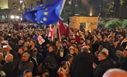 Marea Britanie sancţionează importanţi oficiali georgieni, inclusiv procurorul general, pentru reprimarea manifestaţiilor proeuropene Marea Britanie sancţionează importanţi oficiali georgieni, inclusiv procurorul general, pentru reprimarea manifestaţiilor proeuropene