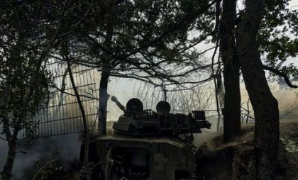„Nu putem pune în pericol pacea”. Marea Britanie anunță un sprijin militar suplimentar de 450 de milioane de lire sterline pentru Ucraina „Nu putem pune în pericol pacea”. Marea Britanie anunță un sprijin militar suplimentar de 450 de milioane de lire sterline pentru Ucraina