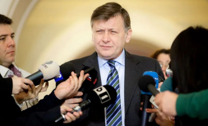 Antonescu, despre campania pro-rusească din Moldova: „Cum oamenii ăia au reușit să apere de agresiuni și nu am reușit noi?”