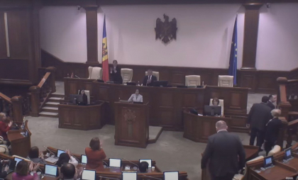 Deputații BCS au boicotat ședința și au ieșit din plenul Parlamentului când Maia Sandu s-a apropiat de tribună