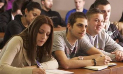 Tinerii din Moldova vor beneficia de stagii plătite în instituțiile de stat, finanțate de Uniunea Europeană Tinerii din Moldova vor beneficia de stagii plătite în instituțiile de stat, finanțate de Uniunea Europeană