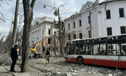 Un nou atac devastator lansat de ruși în Ucraina. Două persoane au murit şi alte cel puţin 40 de persoane au fost rănite Un nou atac devastator lansat de ruși în Ucraina. Două persoane au murit şi alte cel puţin 40 de persoane au fost rănite