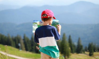 Un copil de 4 ani a fost uitat pe munte de mama lui, care și-a dat seama că l-a pierdut abia la finalul excursiei Un copil de 4 ani a fost uitat pe munte de mama lui, care și-a dat seama că l-a pierdut abia la finalul excursiei