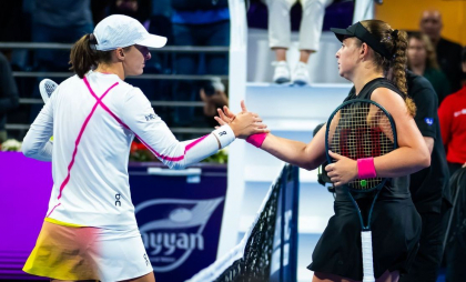 Swiatek - Ostapenko, duel de foc în sferturile de la Stuttgart! Letona, victorie mare cu Navarro Swiatek - Ostapenko, duel de foc în sferturile de la Stuttgart! Letona, victorie mare cu Navarro