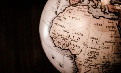 Nou atac mortal în Nigeria, cel mai populat stat african: Bărbaţi înarmaţi au ucis 17 persoane în centrul ţării Nou atac mortal în Nigeria, cel mai populat stat african: Bărbaţi înarmaţi au ucis 17 persoane în centrul ţării