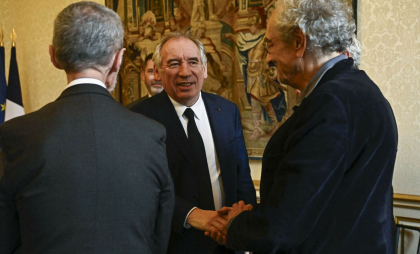 François Bayrou a devenit cel mai în vârstă premier al Franţei
